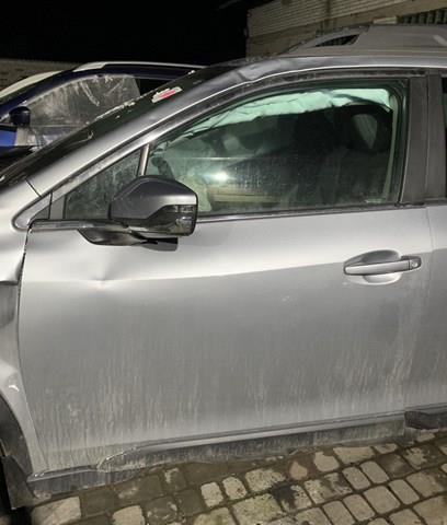 Купити 60009AN03A9P Subaru Двері кабіни