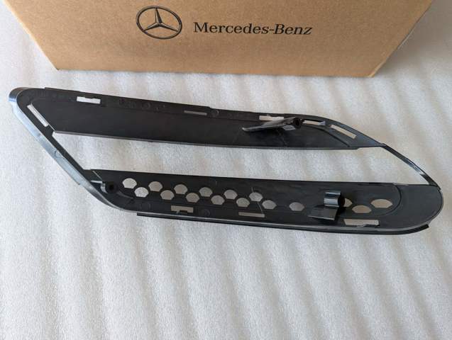 A2218851653 Mercedes 