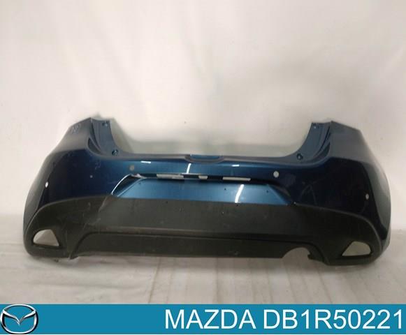 Задній бампер DB1R50221 Mazda