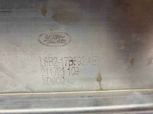  Land Rover LR140126