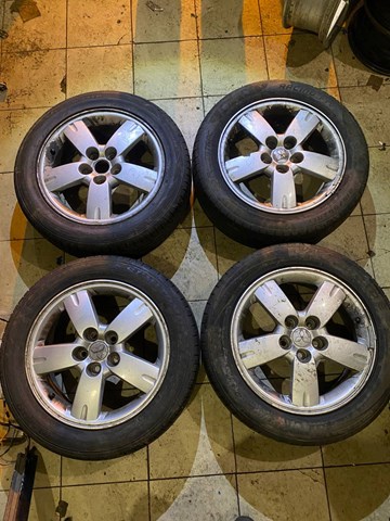 Диски колісні литі (легкосплавні, титанові) Mitsubishi MN184116 ціна, від 84.88 USD