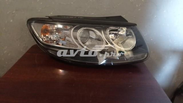 Фара права 921022B000 Hyundai/Kia