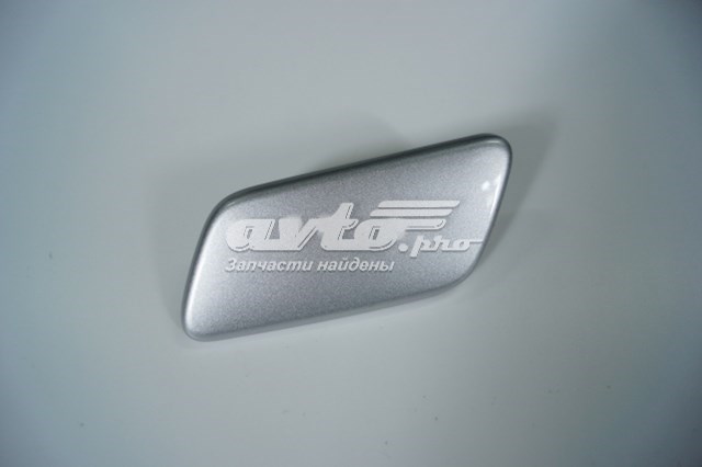 8535460050B0 Toyota Накладка форсунки омивача фари передньої