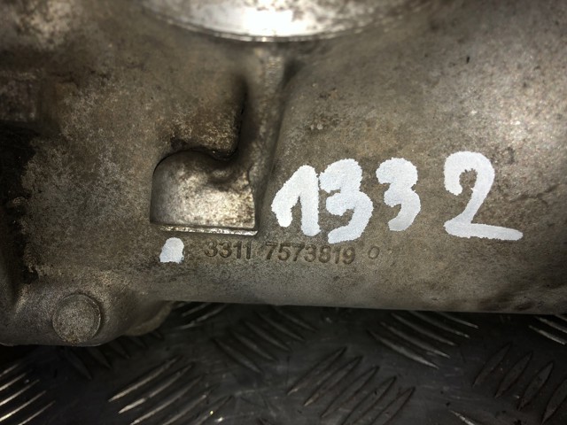 Купити 33117573819 BMW 