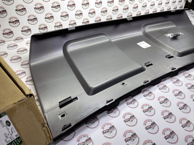 Купити LR045038 Land Rover 