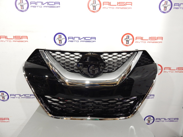 Решітка Nissan/Infiniti 623104RA0A
