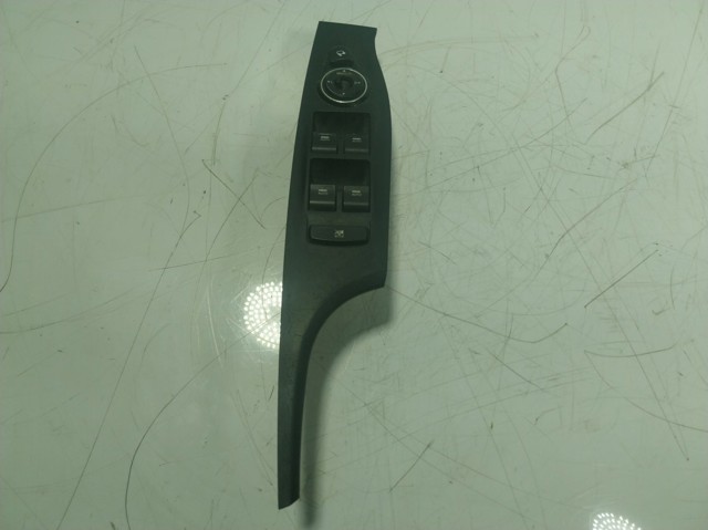  935703Z000 Hyundai/Kia