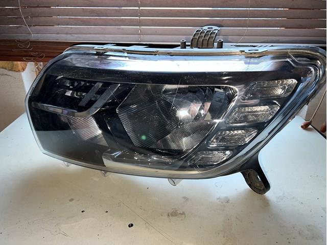 Купити 260605665R Renault (RVI) Основна фара в зборі ліва