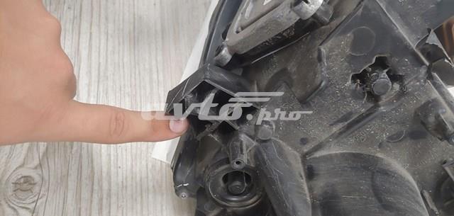 Фара передня права Ford EJ7Z13008C