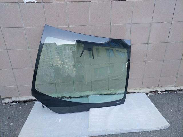 153323700C Tesla 