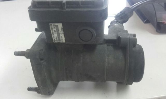 Купити 20456402 Volvo Кран гальмівний причепа