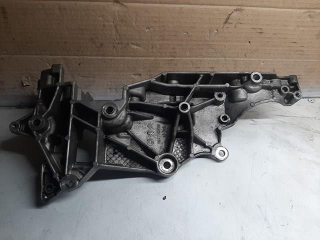 Купити 9807162780 Peugeot/Citroen Кронштейн генератора