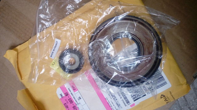 Купити 13334079 Opel 