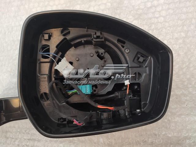 Land Rover LR093141