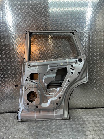 Купити H210M6RAMA Nissan/Infiniti Двері задні, праві