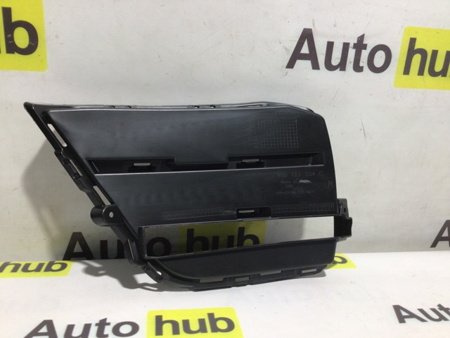 95B121334C1E0 Porsche Решітка переднього бампера, права