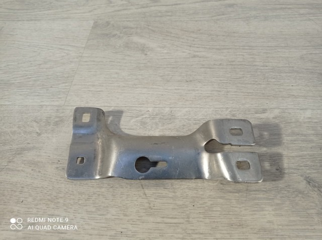 7357179 BMW Лівий кронштейн переднього бампера