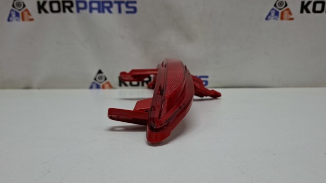 Правий катафот заднього бампера Hyundai/Kia 92406CV100