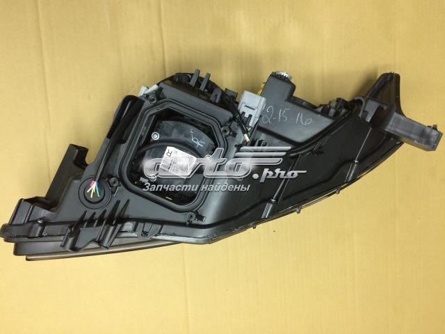 Фара права 811450E061 Toyota