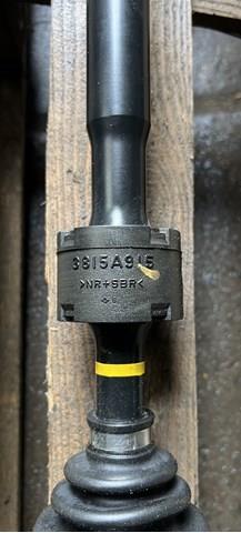 3815A915 Mitsubishi 
