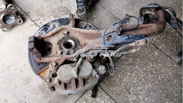 Купити 400141LA0A Nissan/Infiniti Цапфа передні праві