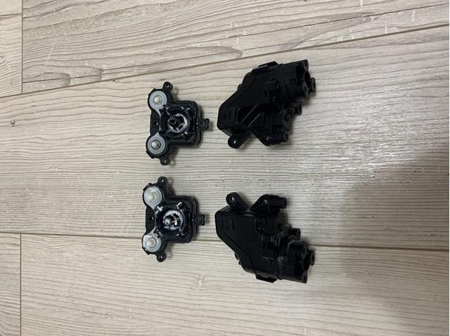 Праве бокове дзеркало Mazda KD3M69121B