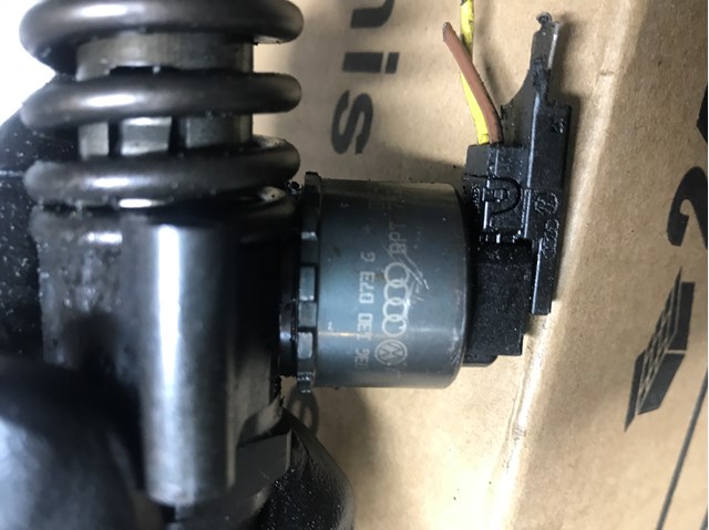 Паливні форсунки 03G130073G Bosch