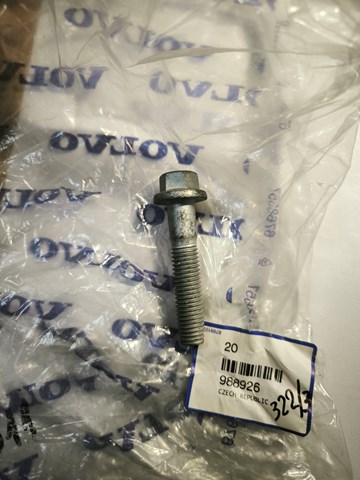 988926 Volvo 
