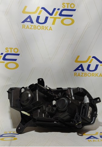 Фари Renault (RVI) 260608143R ціна, від 95.45 USD