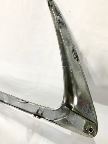 Накладка (рамка) решітки радіатора 5312276020 Toyota