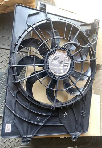 Купити 25380S8500 Hyundai/Kia Дифузор радіатора охолодження, в зборі з двигуном і крильчаткою