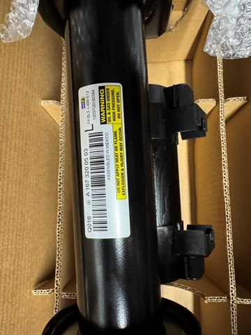 Купити A167320060380 Mercedes Амортизатор передній, правий