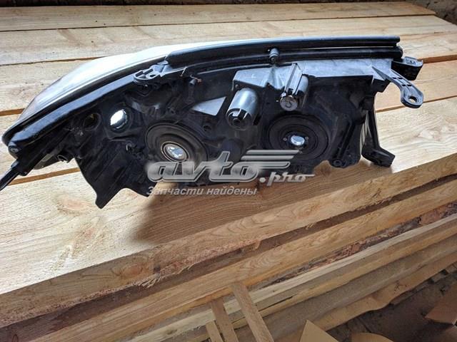 Фара ліва 8117060C50 Toyota