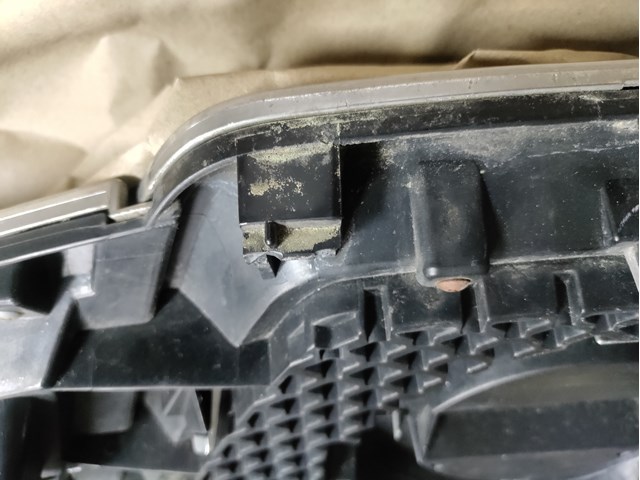 Купити 623101VK0A Nissan/Infiniti Захисна решітка радіатора