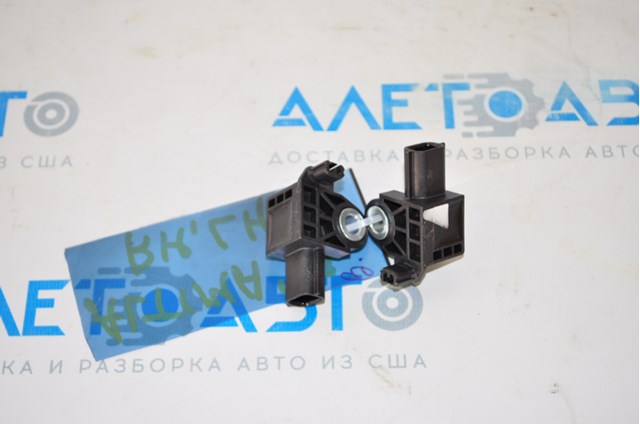 Датчик AIRBAG передній Nissan/Infiniti 985815NA0A