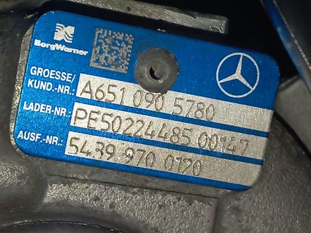 A651924 Mercedes Мотор в зборі