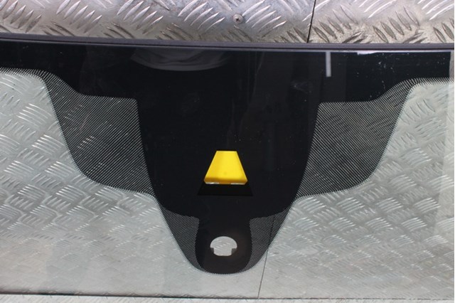 Лобове скло GS1221D12 XYG