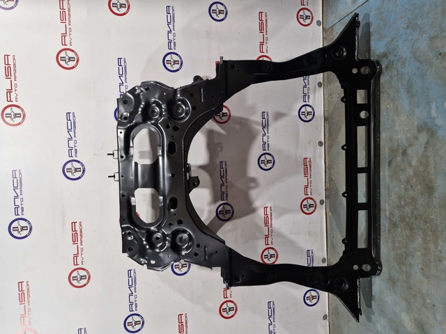 Купити 544016RA2C Nissan/Infiniti Підрамник передній