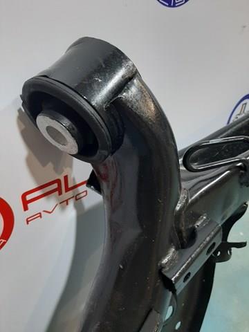 Купити D10H28B0XL Mazda 