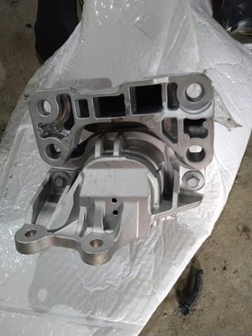 DB536F020AC Ford 