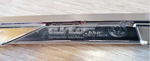 Молдинг решітки переднього бампера, правий AND 30853286