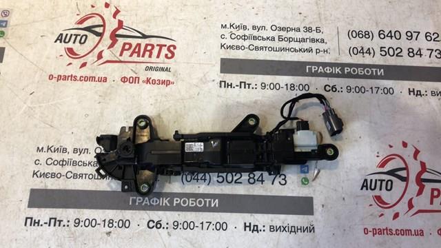 Купити LR144901 Land Rover 