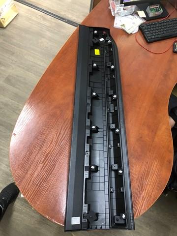 Накладка передньої правої двері 87722S1200SCR Hyundai/Kia