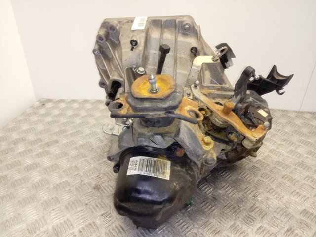 Коробка передач 3201002Q4B Nissan/Infiniti