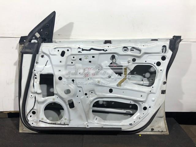 Пасажирські передні двері на Subaru Impreza II GD, GG