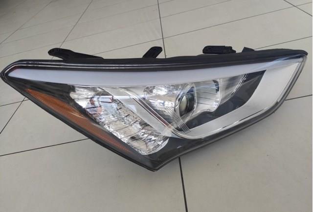 921024Z010 Hyundai/Kia Фара правая