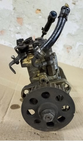 Паливний насос високого тиску 0460485024 Bosch