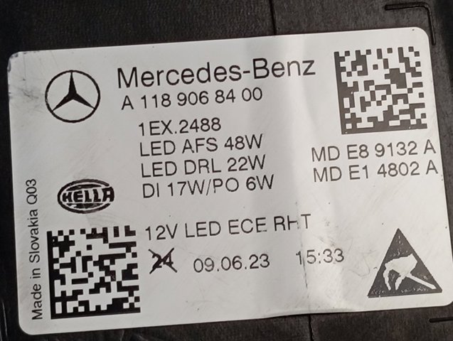 A1189068400 Mercedes 