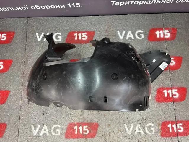 Підкрилки передні праві VAG 561805912H9B9