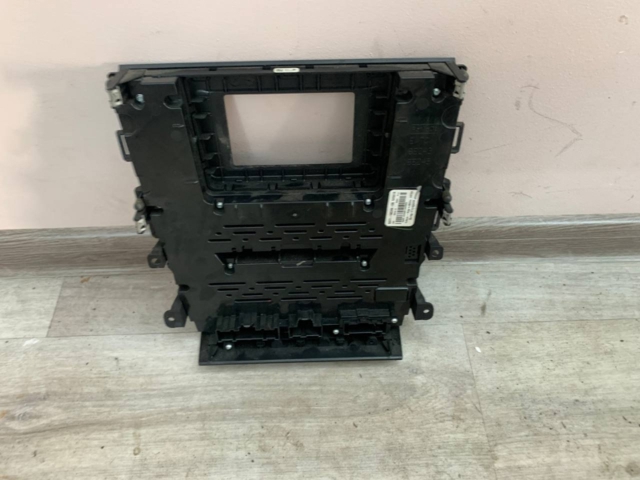 ES7T18E243EB Ford 